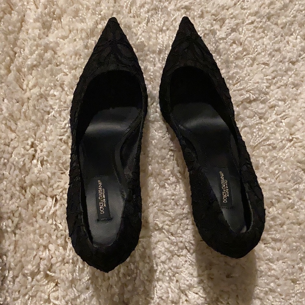 Dolce & Gabbana lace pumps